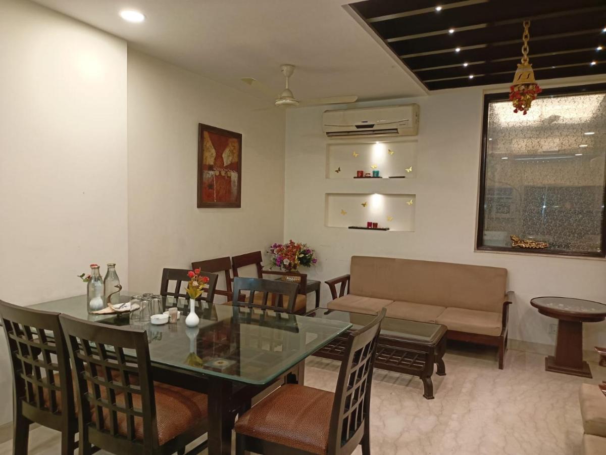 Hermitage By The Cosy Near Lotus Temple 3*