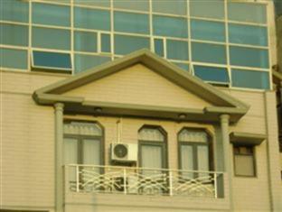 Bed & Breakfast Hermitage By The Cosy Near Lotus Temple 3*