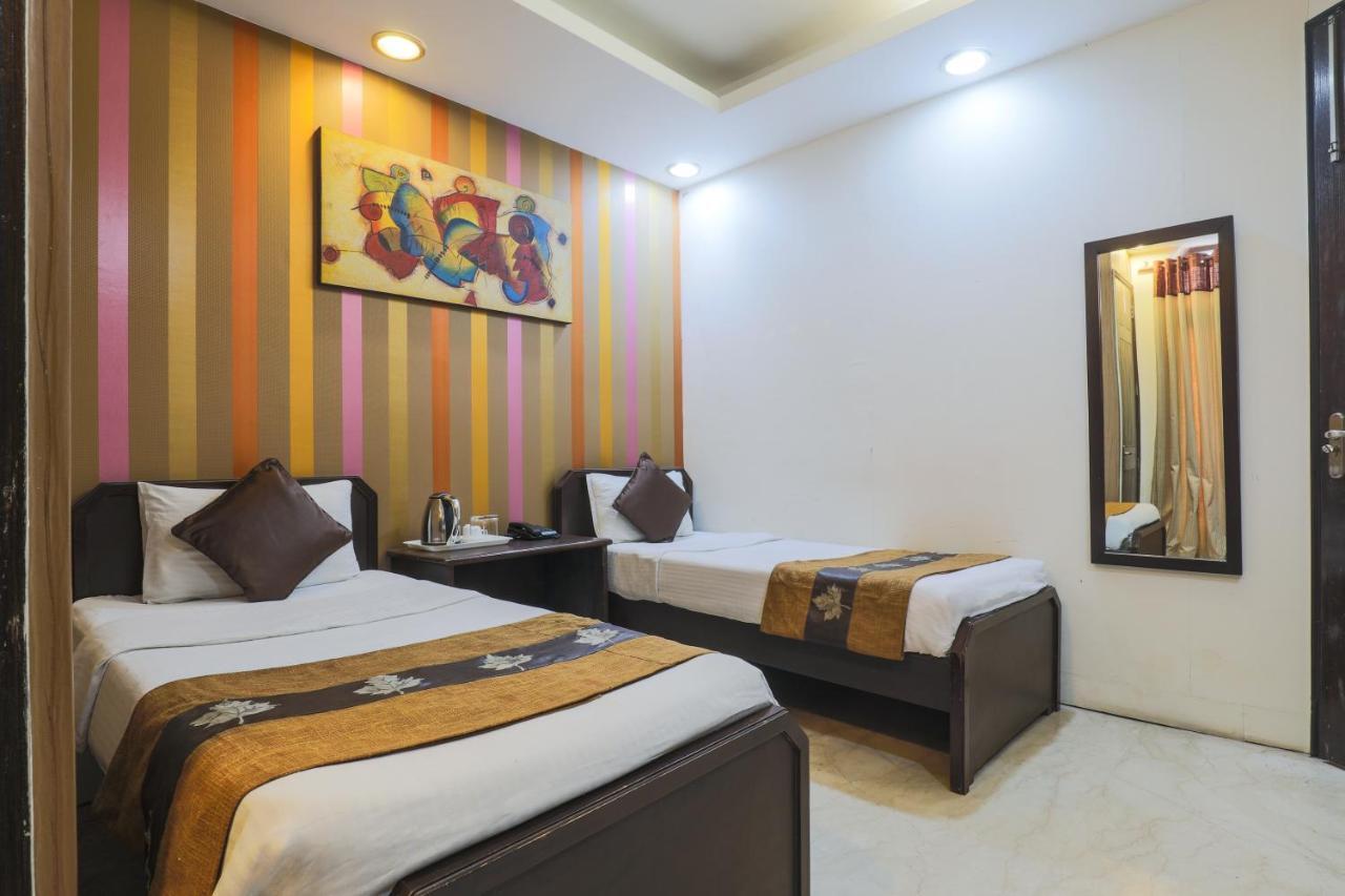 Hermitage By The Cosy Near Lotus Temple Bed & Breakfast