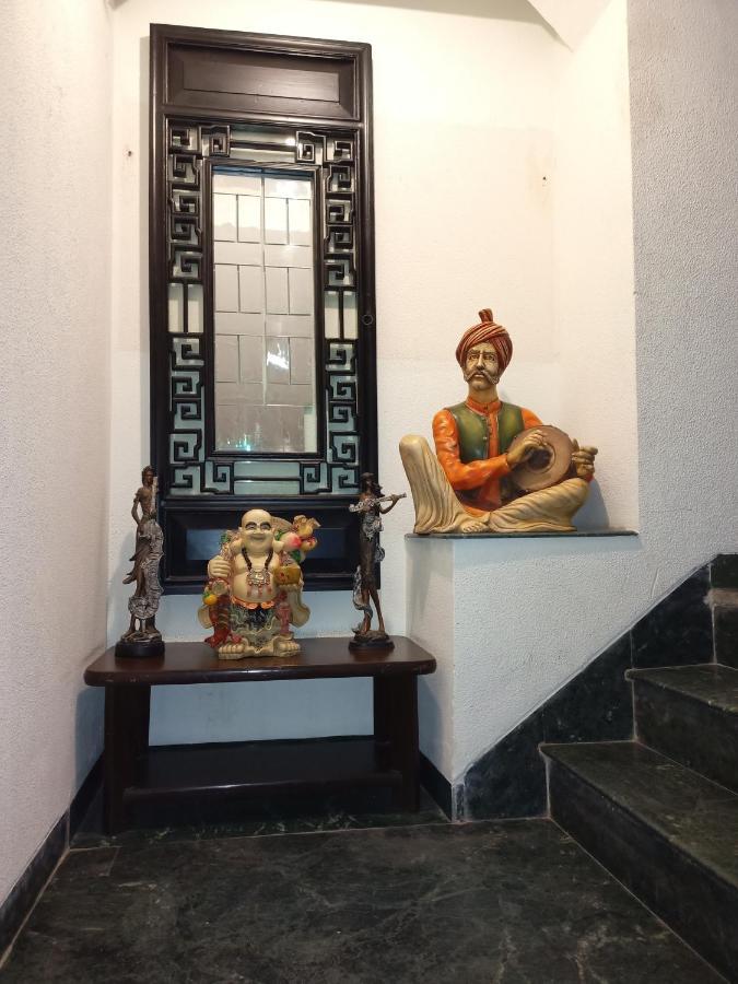 Couette-café Hermitage By The Cosy Near Lotus Temple 3*