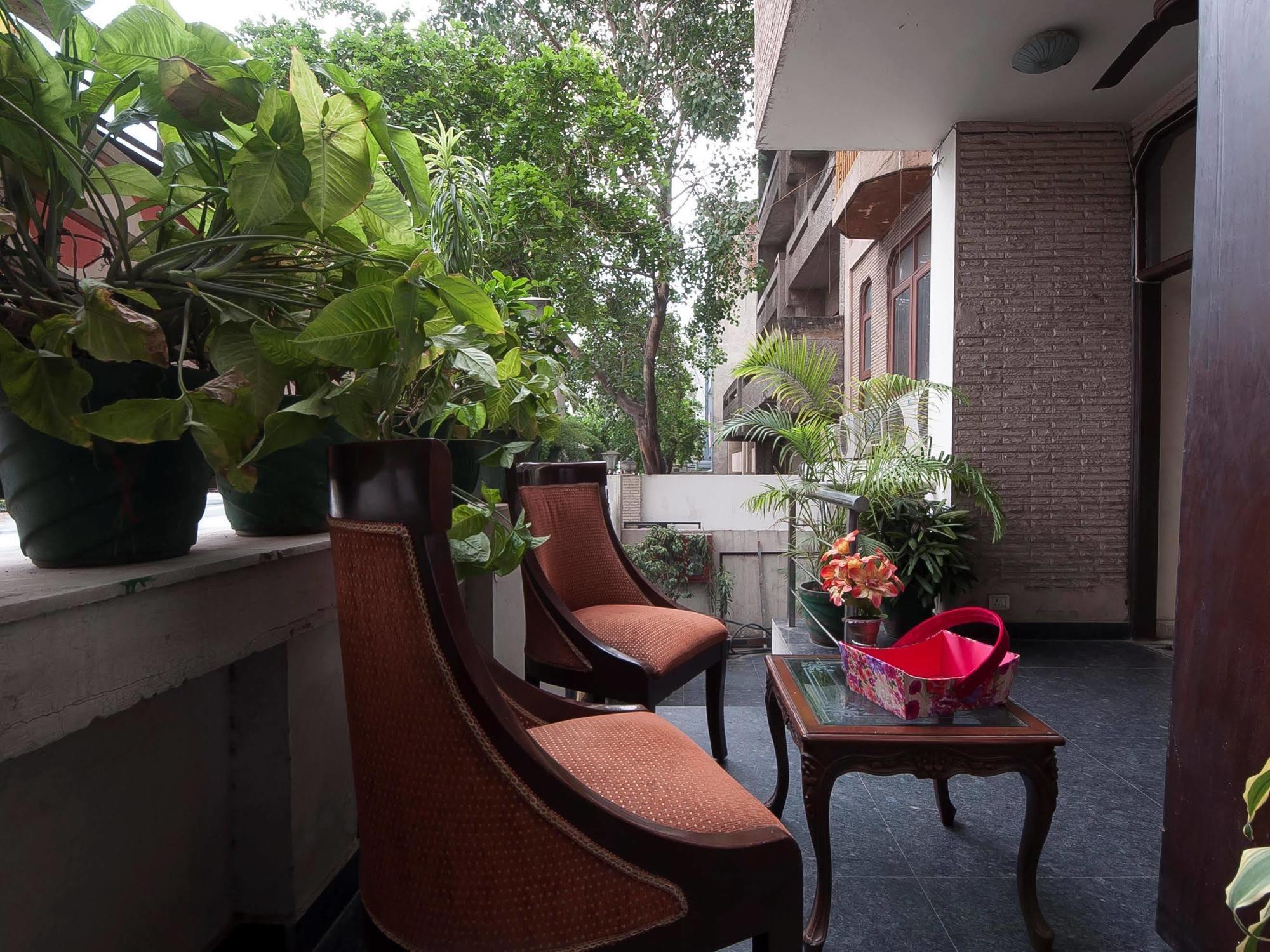 Couette-café Hermitage By The Cosy Near Lotus Temple New Delhi